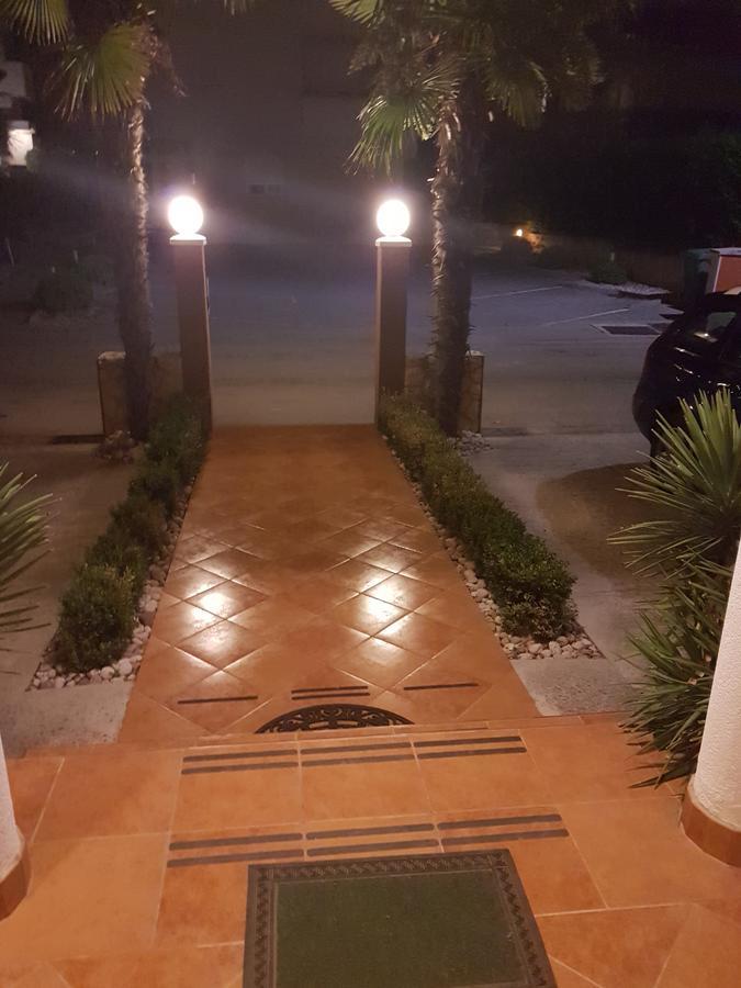 Villa Jelena Zadar Bagian luar foto